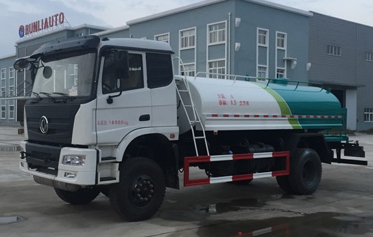 多功能灑水車(chē)——東風(fēng)四驅(qū)灑水車(chē)